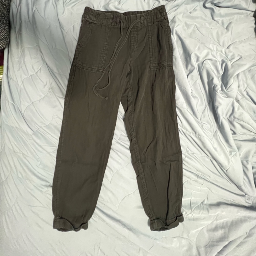 New w/o tags black/charcoal cargo joggers
